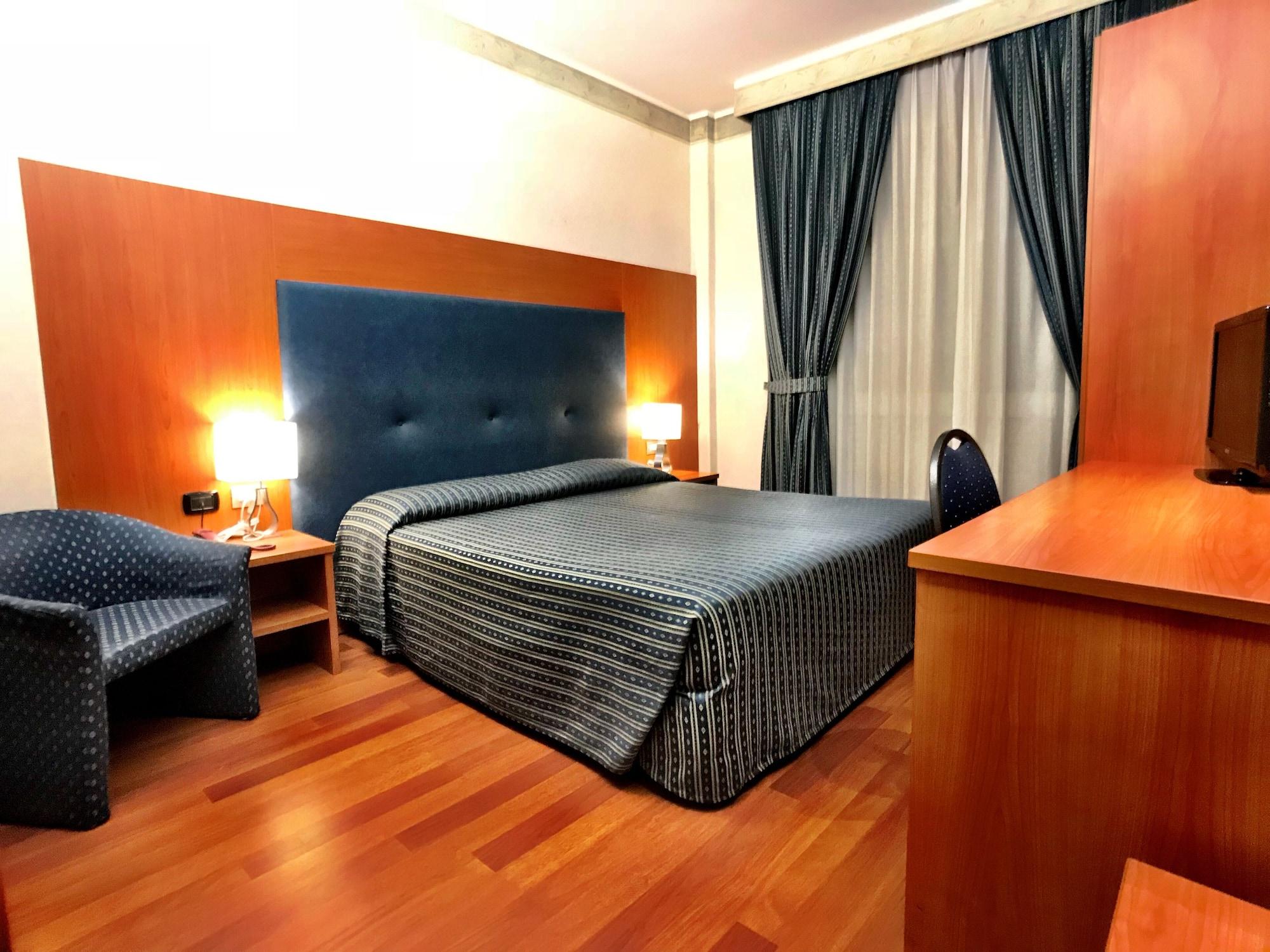 Mec Hotel Milão