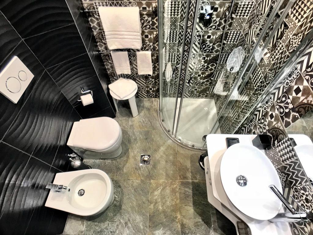 Hotel Mec Milão